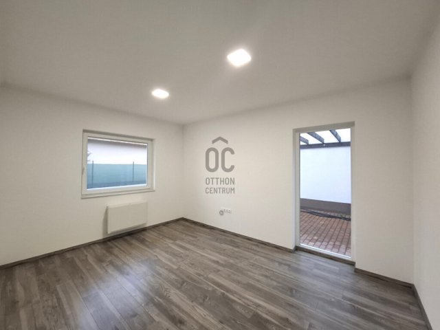 Eladó ikerház, Albertirsán 118 M Ft, 4 szobás