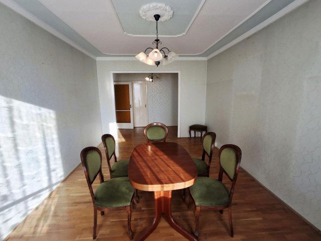 Eladó panellakás, Tatabányán 44.3 M Ft, 3 szobás