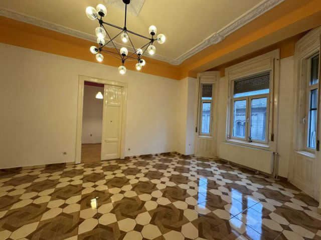 Eladó téglalakás, Budapesten, VIII. kerületben 99 M Ft