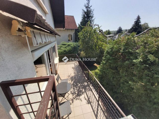 Eladó családi ház, Nagykovácsiban, Arany János utcában 185 M Ft