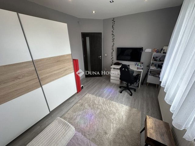 Eladó családi ház, Albertirsán 130 M Ft, 4 szobás