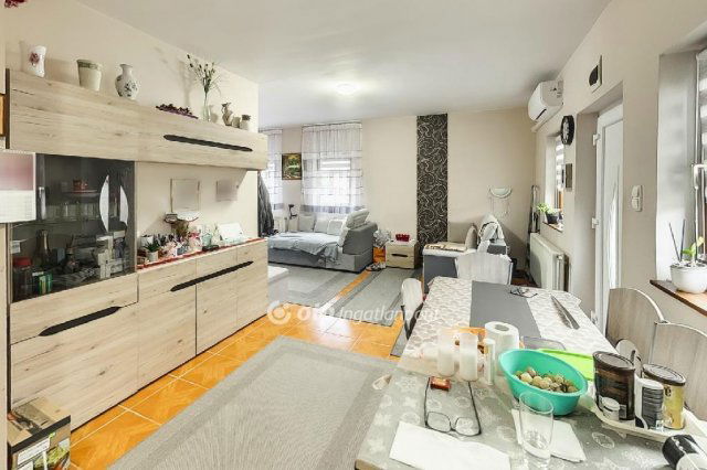 Eladó téglalakás, Egerszalókon 35 M Ft, 1 szobás