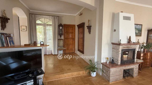 Eladó családi ház, Budapesten, II. kerületben 259 M Ft, 5 szobás