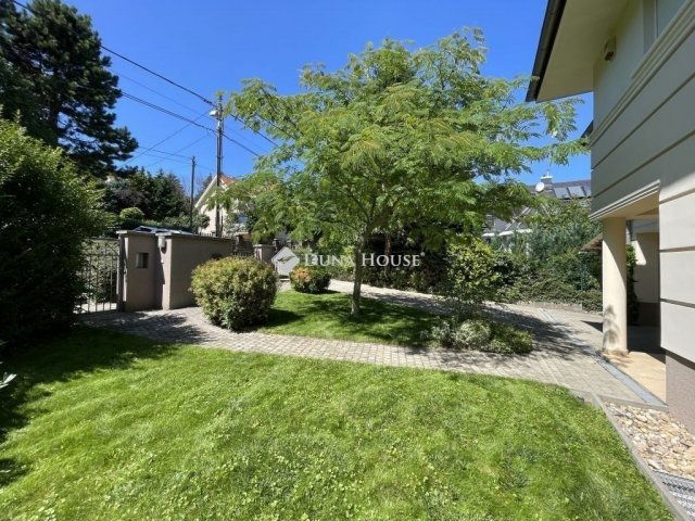 Eladó családi ház, Budapesten, II. kerületben 375 M Ft, 5 szobás