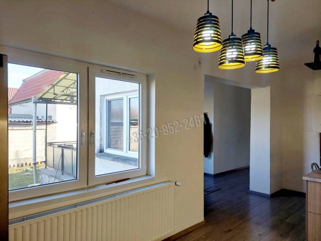 Eladó családi ház, Komáromban, Szőnyi úton 69 M Ft, 3 szobás