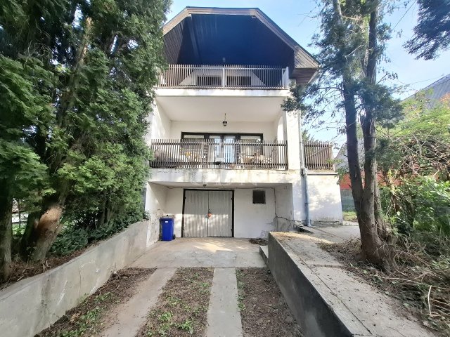 Eladó családi ház, Taksonyon 69.9 M Ft, 2+2 szobás