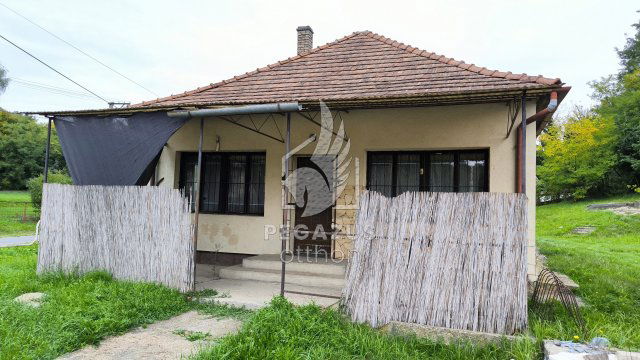 Eladó családi ház, Ózdon, Susa úton 5.5 M Ft, 1+1 szobás