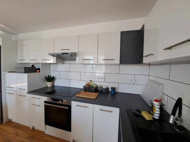 Eladó családi ház, Biriben 39.99 M Ft, 2+2 szobás