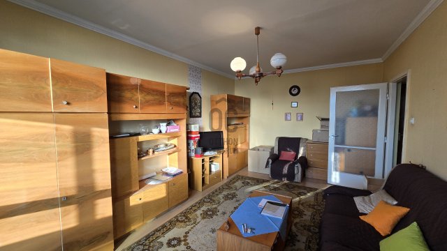 Eladó panellakás, Nyíregyházán 33 M Ft, 2 szobás