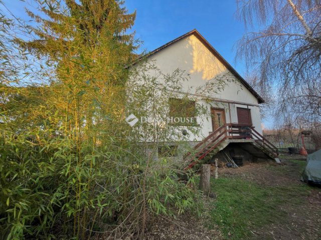 Eladó családi ház, Tápióságon, Szentmártonkátai úton