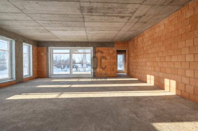 Eladó családi ház, Székesfehérvárott 170 M Ft, 5 szobás