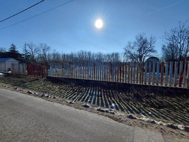 Eladó telek, Tápiószőlősön 4.5 M Ft / költözzbe.hu