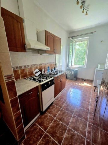 Eladó téglalakás, Pécsett 46.9 M Ft, 2 szobás