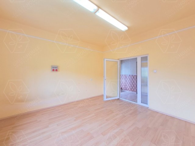 Eladó családi ház, Nyírpazonyon 55 M Ft, 3 szobás
