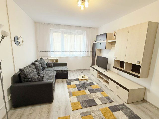 Kiadó panellakás, albérlet, Debrecenben 190 E Ft / hó, 2 szobás