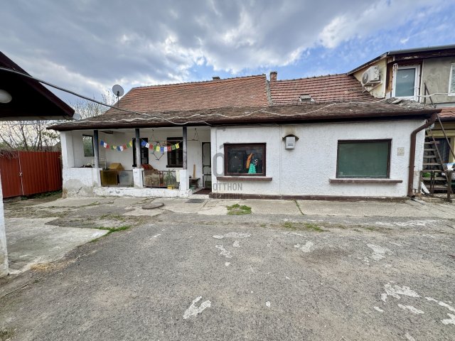 Eladó sorház, Budaörsön 55 M Ft, 2 szobás