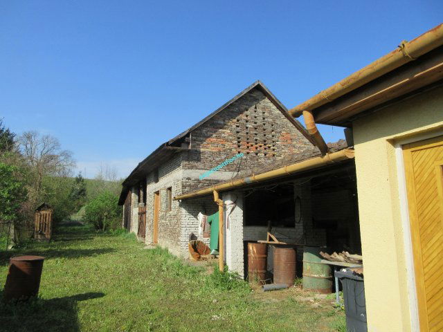 Eladó családi ház, Ózdon 9.5 M Ft, 4 szobás