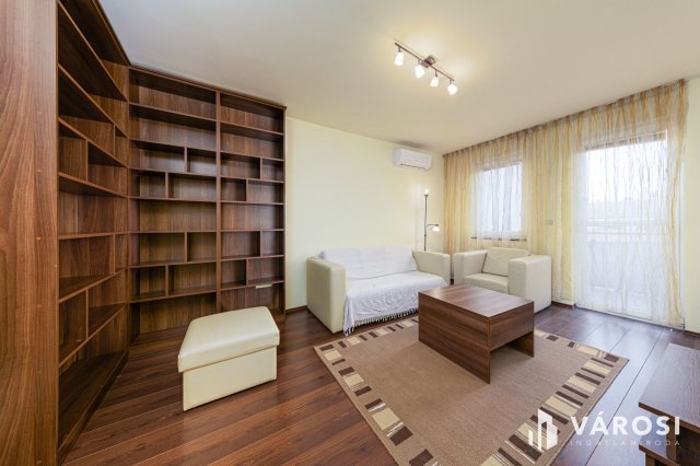 Kiadó téglalakás, albérlet, Szegeden 250 E Ft / hó, 3 szobás