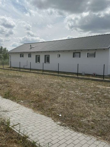 Eladó családi ház, Ráckevén 89.9 M Ft, 4 szobás