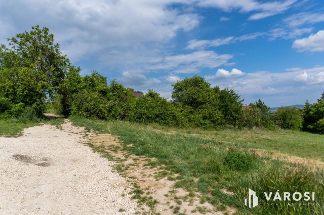 Eladó telek, Zsámbékon 8.5 M Ft / költözzbe.hu