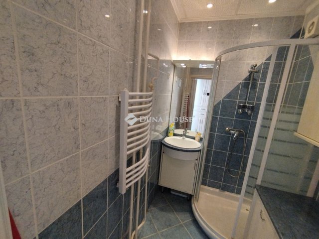 Eladó téglalakás, Tatabányán, Vadász utcában 43.99 M Ft