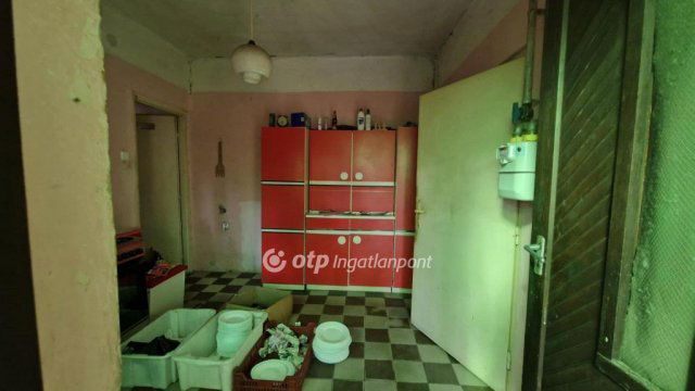 Eladó családi ház, Jászapátiban 11.99 M Ft, 3+1 szobás