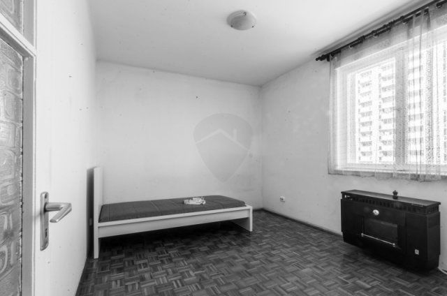 Kiadó panellakás, albérlet, Debrecenben 190 E Ft / hó, 2 szobás