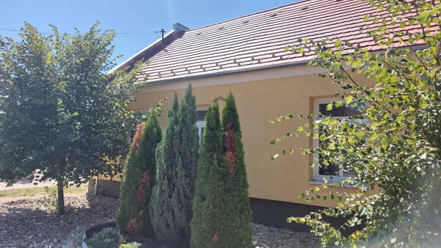 Eladó családi ház, Csóton 39.5 M Ft, 4 szobás