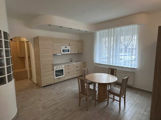 Kiadó téglalakás, albérlet, XI. kerületben, Somogyi úton