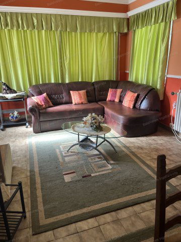 Eladó családi ház, Siófokon 120 M Ft, 4 szobás