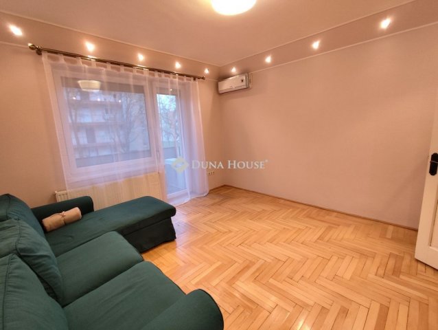 Kiadó téglalakás, albérlet, XXI. kerületben, Mars utcában