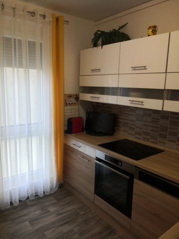 Eladó panellakás, Pécsett 49.2 M Ft, 2 szobás