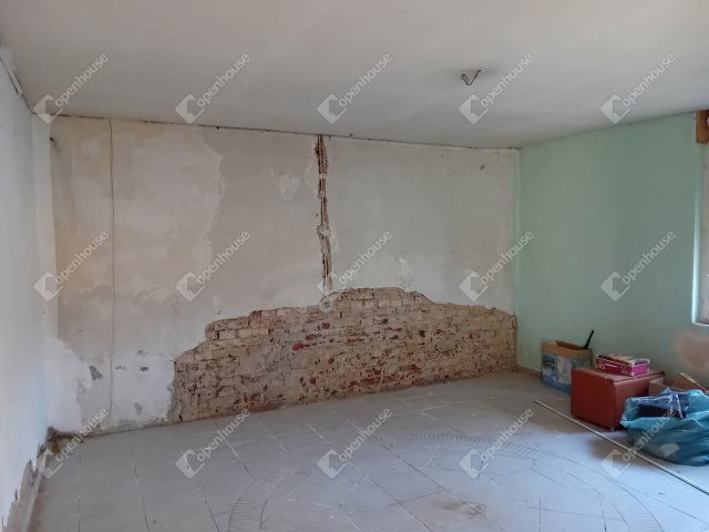 Eladó családi ház, Csokonyavisontán 9 M Ft, 3 szobás
