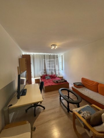 Kiadó téglalakás, albérlet, Szegeden 135 E Ft / hó, 1 szobás