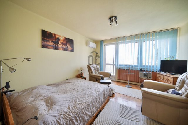 Eladó családi ház, Budapesten, X. kerületben 340 M Ft, 7 szobás