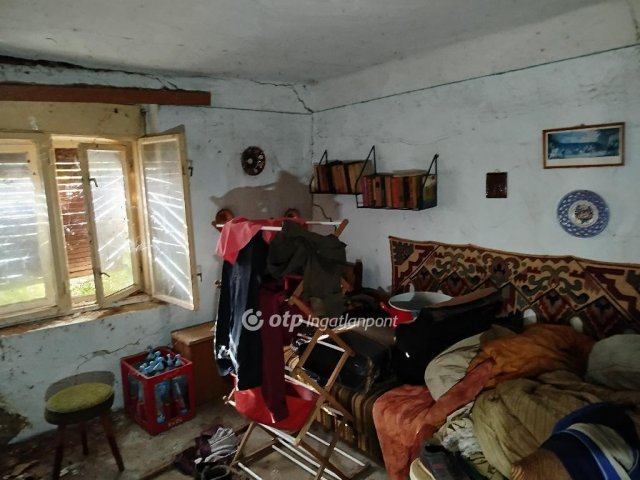 Eladó családi ház, Lippón 3.9 M Ft, 2 szobás