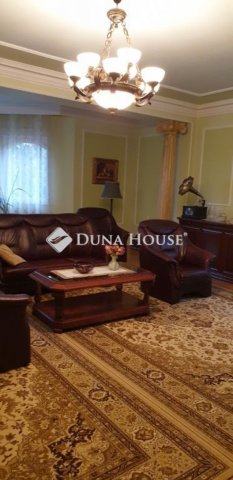 Eladó családi ház, Fóton 270 M Ft, 6 szobás