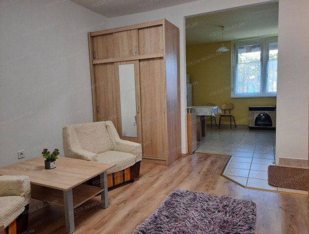 Kiadó téglalakás, albérlet, Kecskeméten 140 E Ft / hó