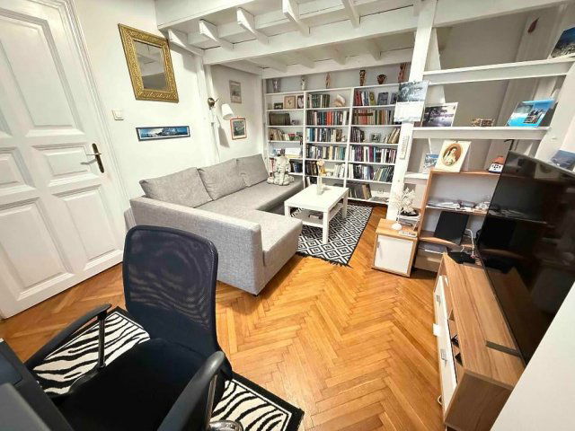 Eladó téglalakás, VII. kerületben, Marek József utcában