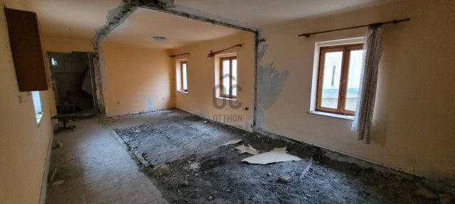 Eladó téglalakás, Budapesten, VIII. kerületben 66 M Ft, 2 szobás