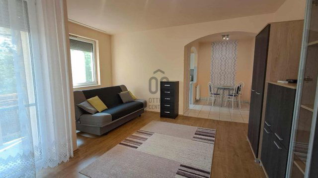 Kiadó téglalakás, albérlet, Debrecenben 220 E Ft / hó, 2 szobás
