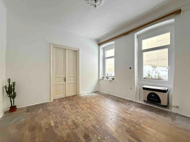 Eladó téglalakás, Budapesten, VII. kerületben, Nefelejcs utcában