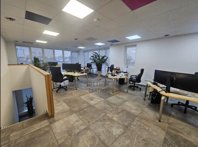 Eladó iroda, Mórahalmon 295 M Ft / költözzbe.hu