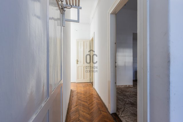 Eladó téglalakás, Budapesten, V. kerületben 149.9 M Ft, 4 szobás