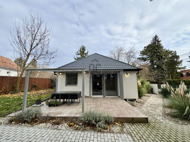 Kiadó nyaraló, Balatonakarattyán 250 E Ft / hó, 2 szobás