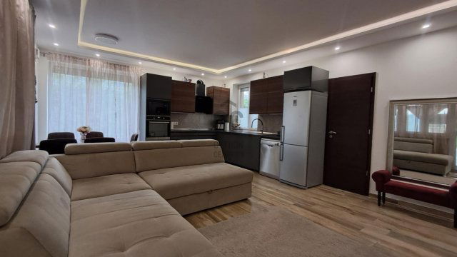 Eladó családi ház, Debrecenben 151.9 M Ft, 4 szobás