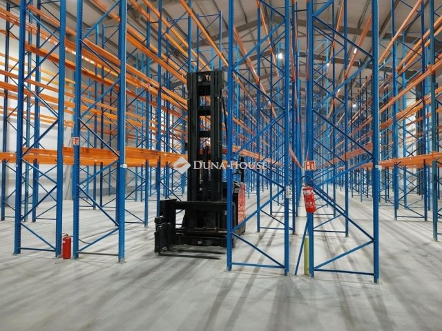 Kiadó ipari ingatlan, Debrecenben 12998 E Ft / hó