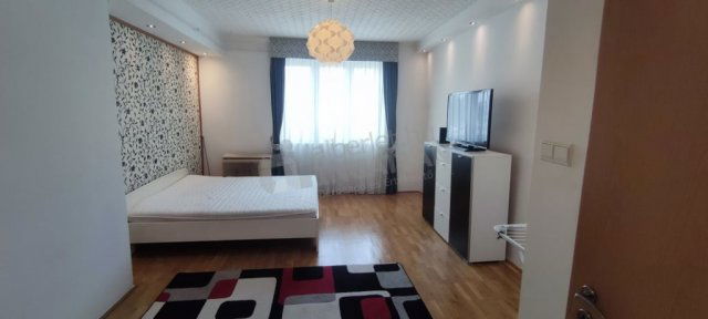 Kiadó téglalakás, albérlet, XX. kerületben, Vízisport utcában