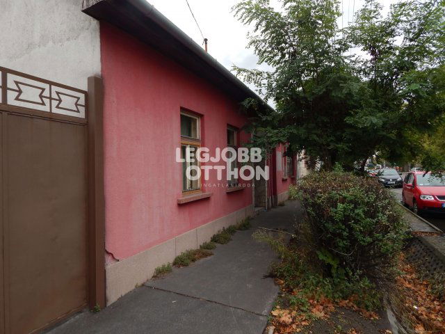 Eladó ipari ingatlan, Cegléden 89.9 M Ft / költözzbe.hu