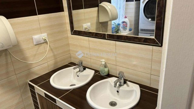 Eladó családi ház, Kecskeméten 89.8 M Ft, 3 szobás